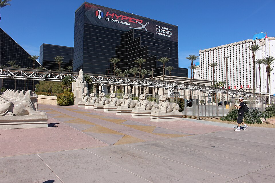 Luxor hotel exterior on the Las Vegas Strip